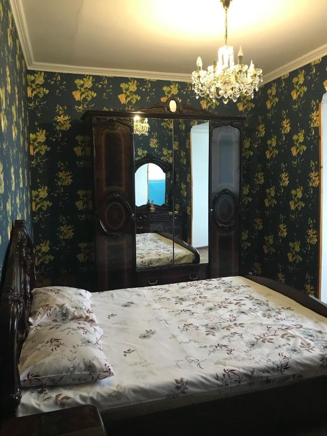Mini Hotel Amra Pitsunda Eksteriør billede