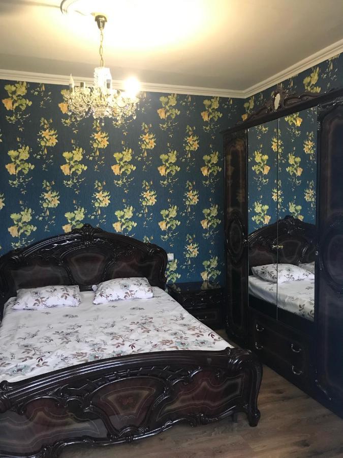 Mini Hotel Amra Pitsunda Eksteriør billede
