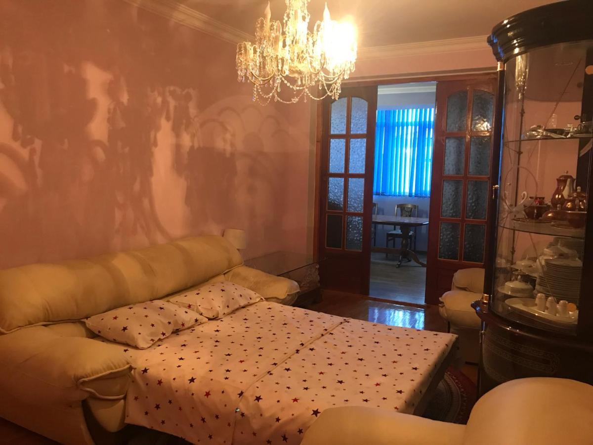 Mini Hotel Amra Pitsunda Eksteriør billede